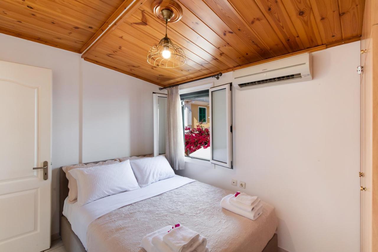 Lefkáda Melas Home מראה חיצוני תמונה